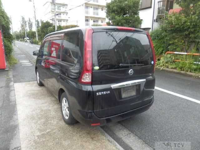 2010 Nissan Serena