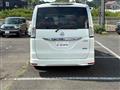 2013 Nissan Serena