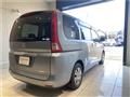 2009 Nissan Serena