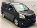 2009 Toyota Noah