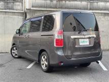 2007 Toyota Noah