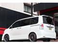 2012 Toyota Voxy