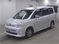 2009 Toyota Voxy