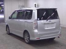 2009 Toyota Voxy