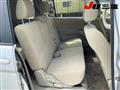 2013 Toyota Isis