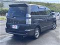 2004 Toyota Voxy