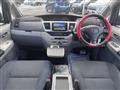 2004 Toyota Voxy