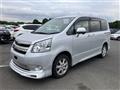 2009 Toyota Noah