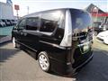2012 Nissan Serena