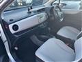 2011 Toyota Vitz