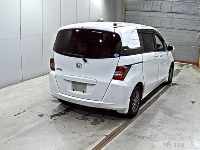 2012 Honda Freed Spike