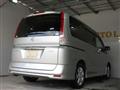 2009 Nissan Serena