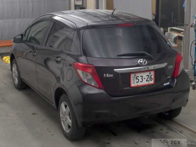 2013 Toyota Vitz