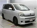 2013 Toyota Voxy