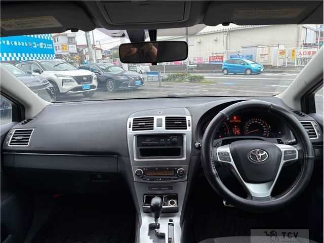 2013 Toyota Avensis Wagon