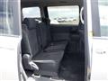 2010 Toyota Noah