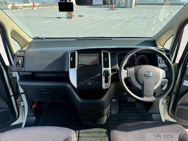 2009 Nissan Serena