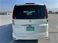 2009 Nissan Serena