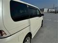 2009 Nissan Serena