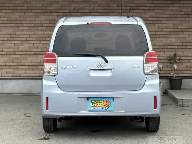 2013 Toyota SPADE