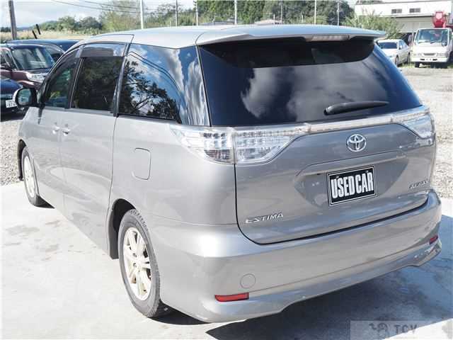 2012 Toyota Estima
