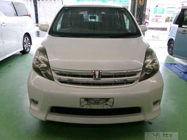 2009 Toyota Isis