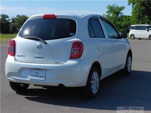 2017 Nissan March