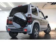 2006 Mitsubishi Pajero Mini