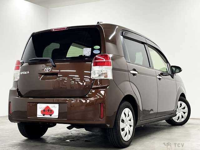 2012 Toyota SPADE