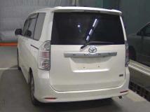 2009 Toyota Voxy