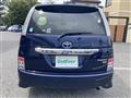 2013 Toyota Isis