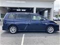 2013 Toyota Isis