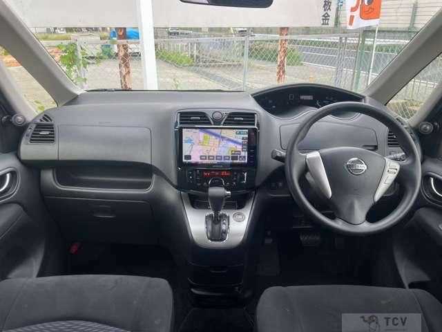 2013 Nissan Serena