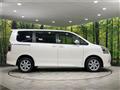 2009 Toyota Noah