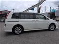 2009 Toyota Isis