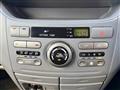 2005 Toyota Voxy