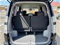 2005 Toyota Voxy
