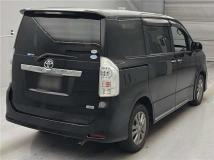 2012 Toyota Voxy