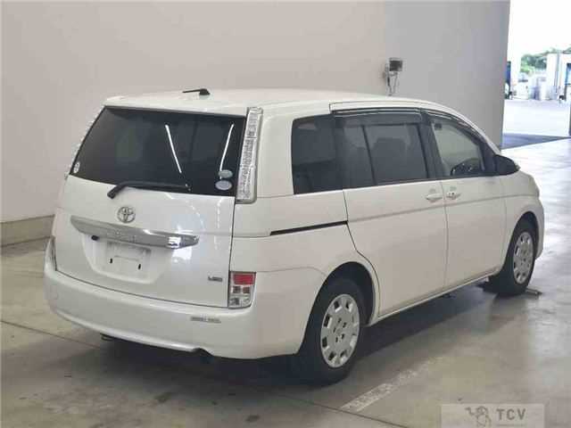 2014 Toyota Isis