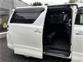 2013 Toyota Vellfire