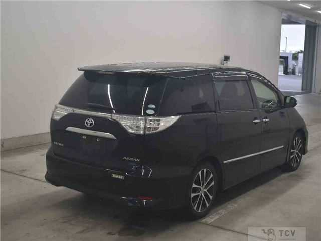 2015 Toyota Estima