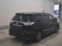 2015 Toyota Estima