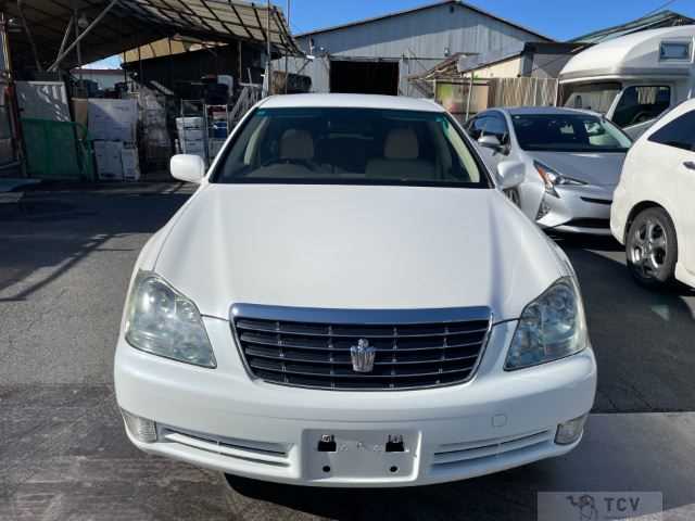 2005 Toyota Crown