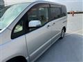 2009 Nissan Serena