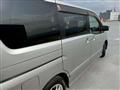 2009 Nissan Serena