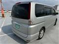 2009 Nissan Serena