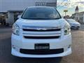 2007 Toyota Noah