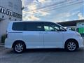 2007 Toyota Noah