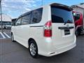 2007 Toyota Noah