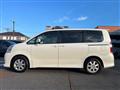 2007 Toyota Noah